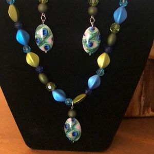 Necklace and earrings set